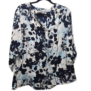 EUC Chicos White Blue Lovely Tea Garden Tunic Blouse Floral Career Size L Flowy